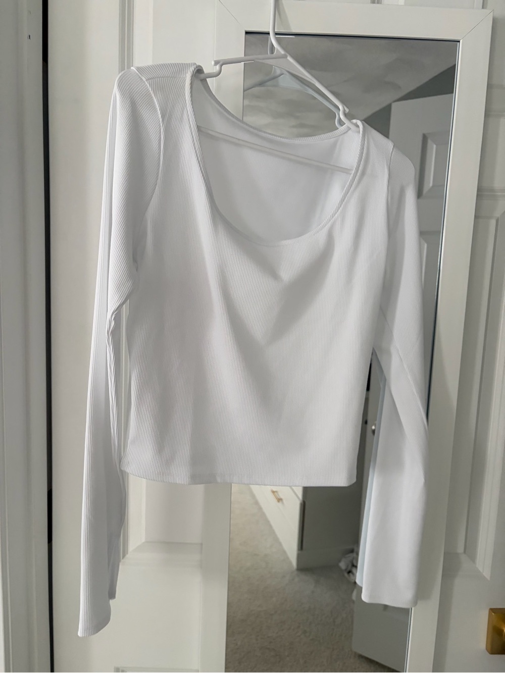 ALO Yoga White Ribbed Long Sleeve Scoop Neck Top